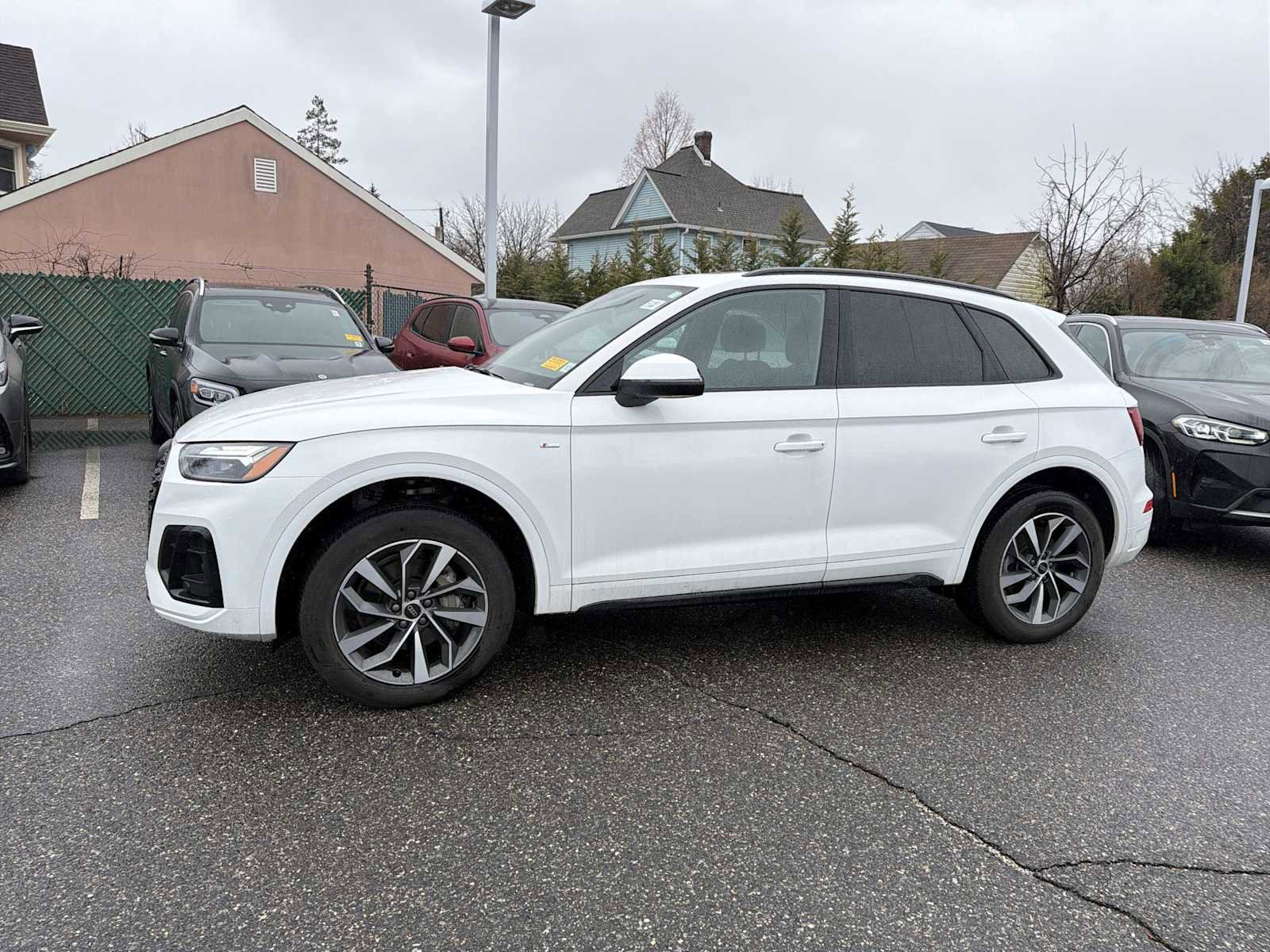 Used 2024 Audi Q5 2.0T Premium image 3