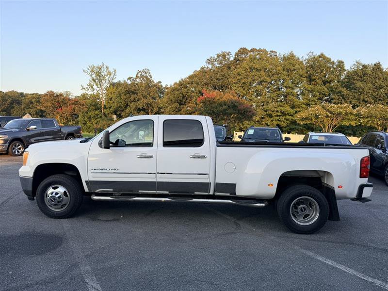 Used 2013 GMC Sierra 3500 Denali AWD/4WD image 9