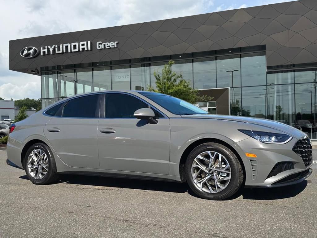 Used 2021 Hyundai Sonata SEL image 1