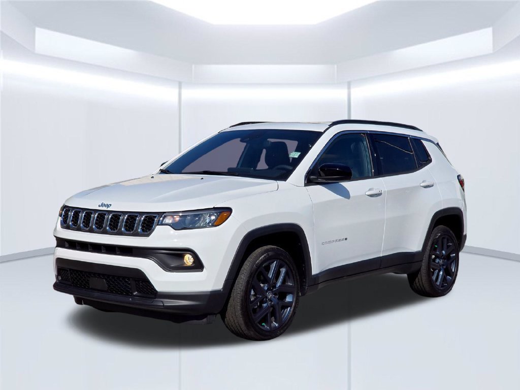 New 2026 Jeep Compass Latitude AWD/4WD image 2