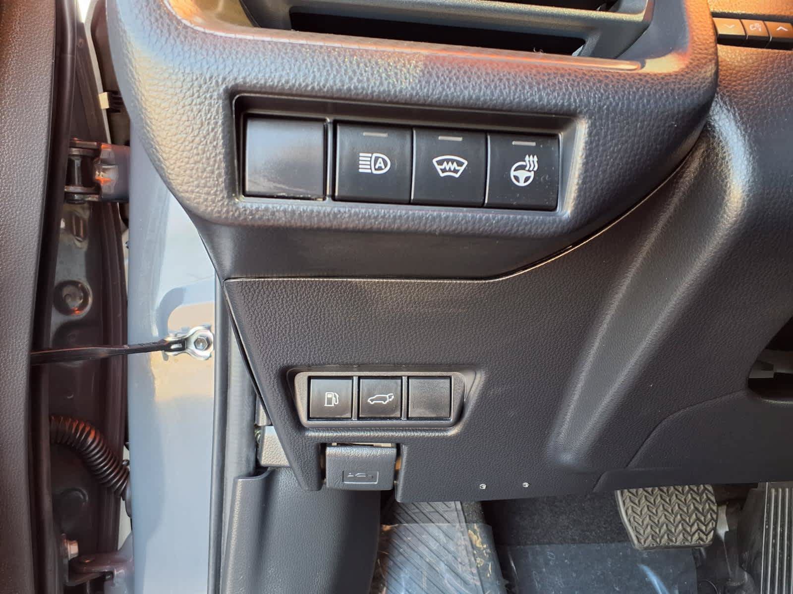Certified 2023 Toyota Prius Limited FWD image 19