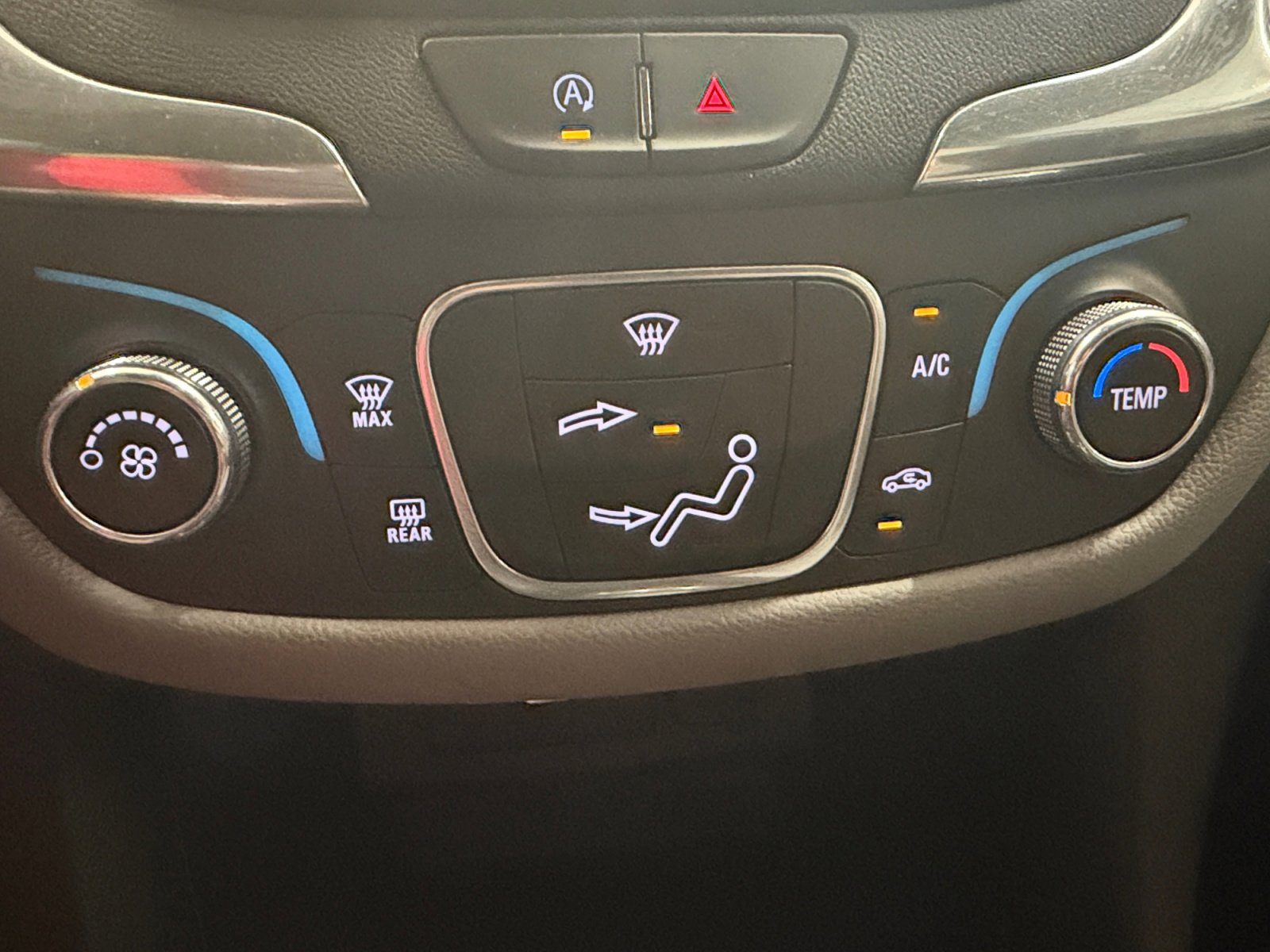 Used 2024 Chevrolet Equinox LS image 19