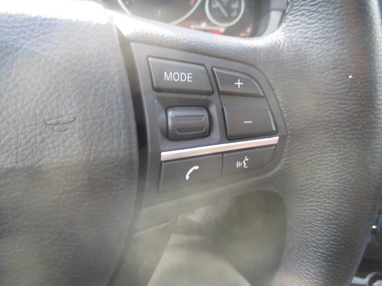 Used 2011 BMW 535i xDrive Sedan image 25