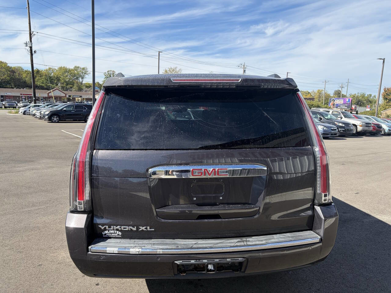 Used 2015 GMC Yukon XL Denali w/ Open Road Package image 9