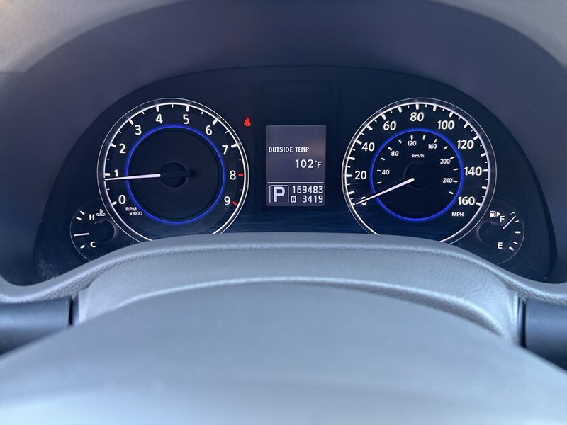 Used 2012 INFINITI G25 Journey RWD image 40