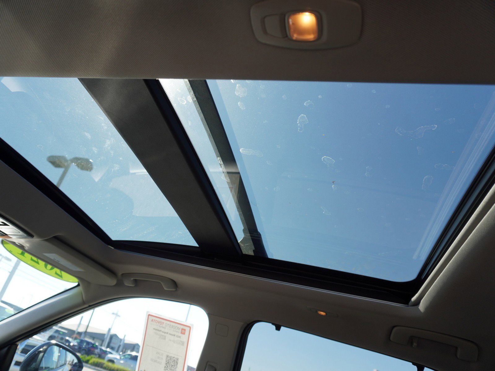 Used 2021 Nissan Rogue Platinum image 15