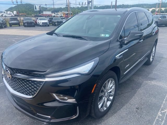 Used 2022 Buick Enclave Avenir w/ Avenir Technology Package AWD/4WD image 3