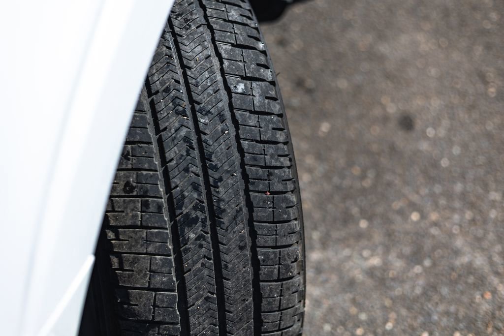 Used 2022 Ford F150 XLT w/ XTR Package image 5