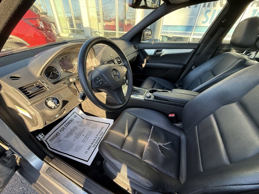 Used 2008 Mercedes-Benz C 300 Sedan image 14