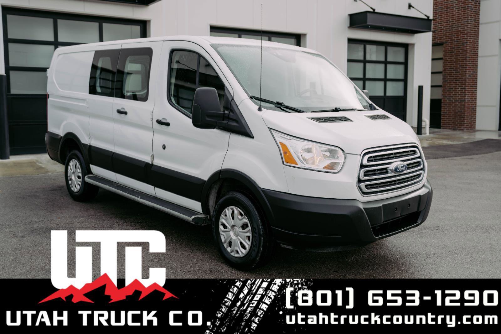 Used 2019 Ford Transit 250 130 Low Roof w/ Exterior Upgrade Package image 1