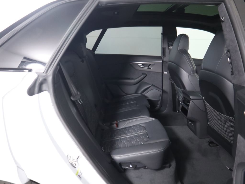 New 2025 Audi RS Q8 performance image 23