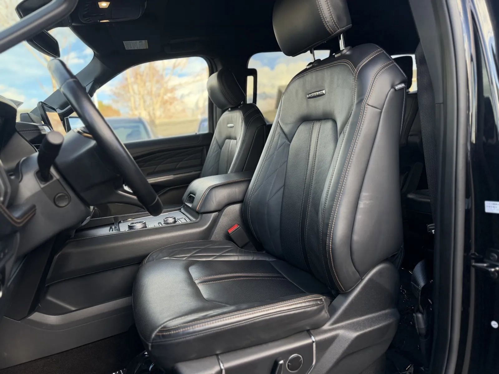 Used 2023 Ford Expedition Max Platinum AWD/4WD image 15