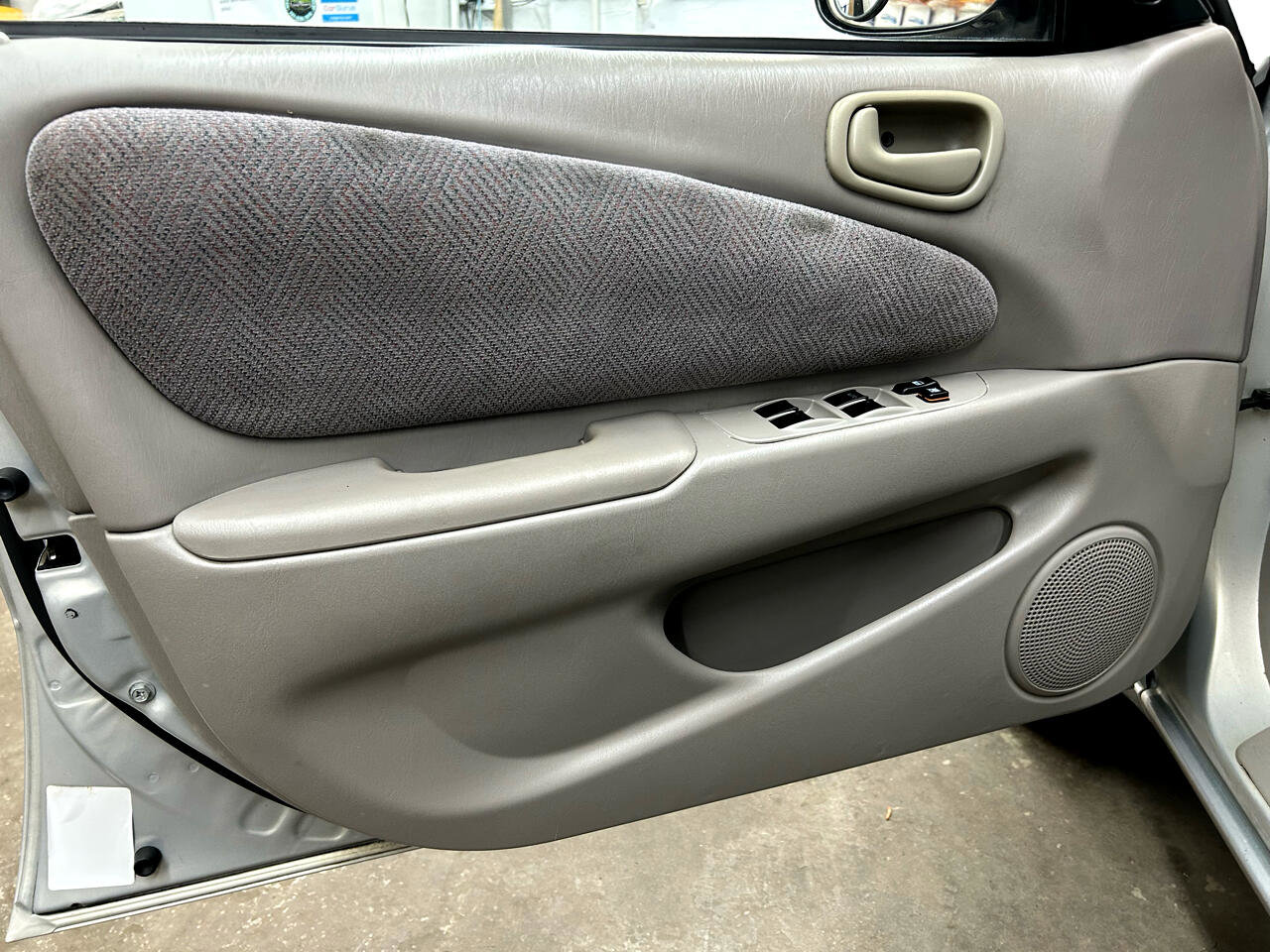 Used 2002 Chevrolet Prizm LSi w/ Preferred Equipment Group 3 image 19