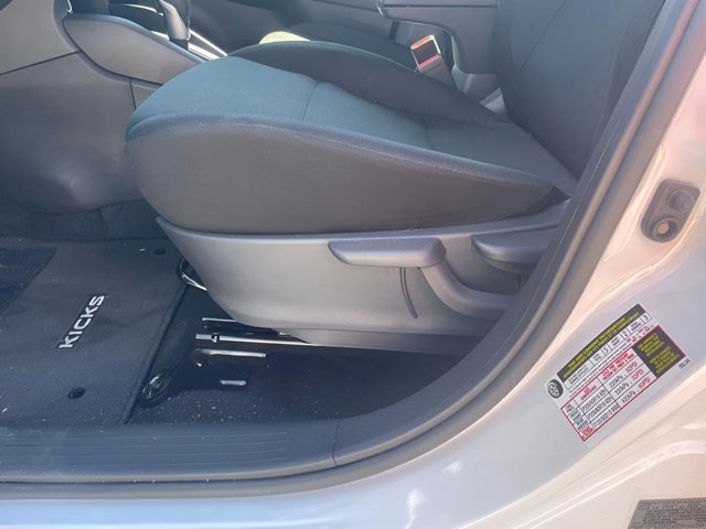 Certified 2025 Nissan Kicks Play S FWD image 17