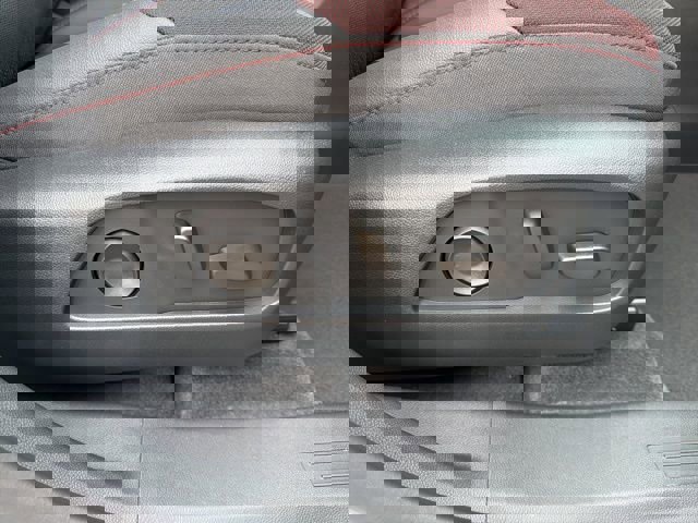 New 2026 Chevrolet Equinox RS w/ Convenience Package III image 32