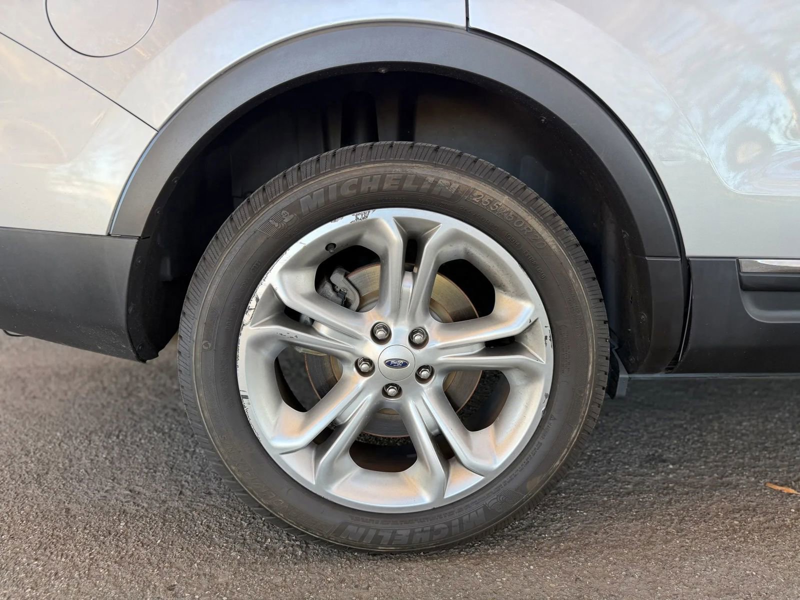 Used 2015 Ford Explorer Limited image 38