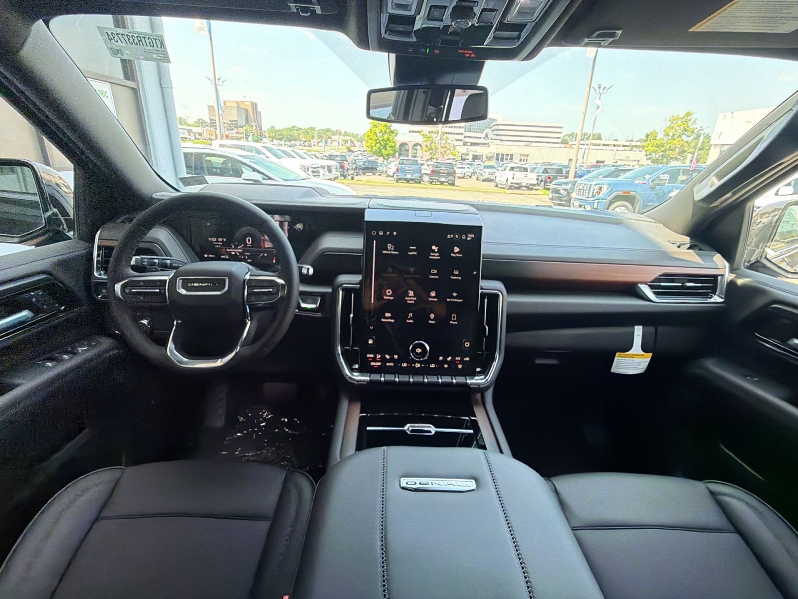 New 2026 GMC Yukon XL Denali w/ Sun & Power Step Package AWD/4WD image 23