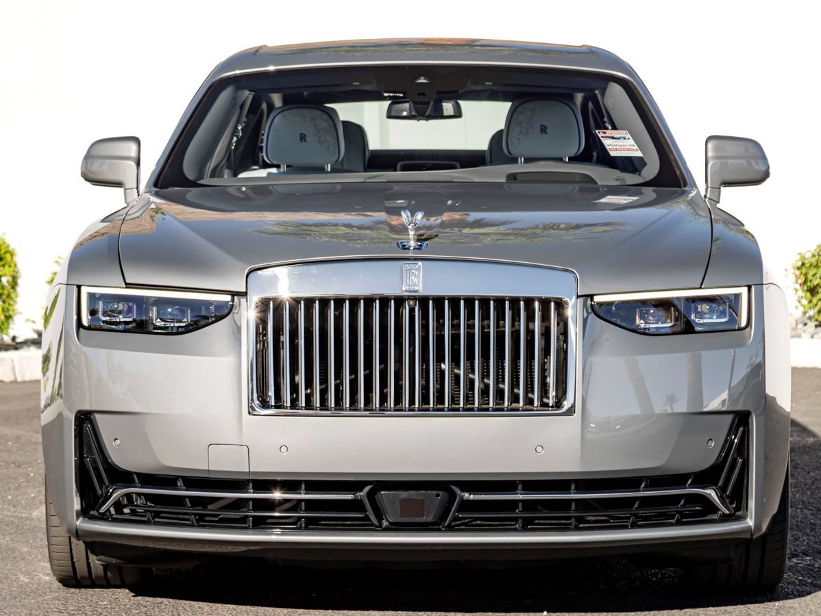 Certified 2026 Rolls-Royce Ghost Extended Wheelbase AWD/4WD image 5