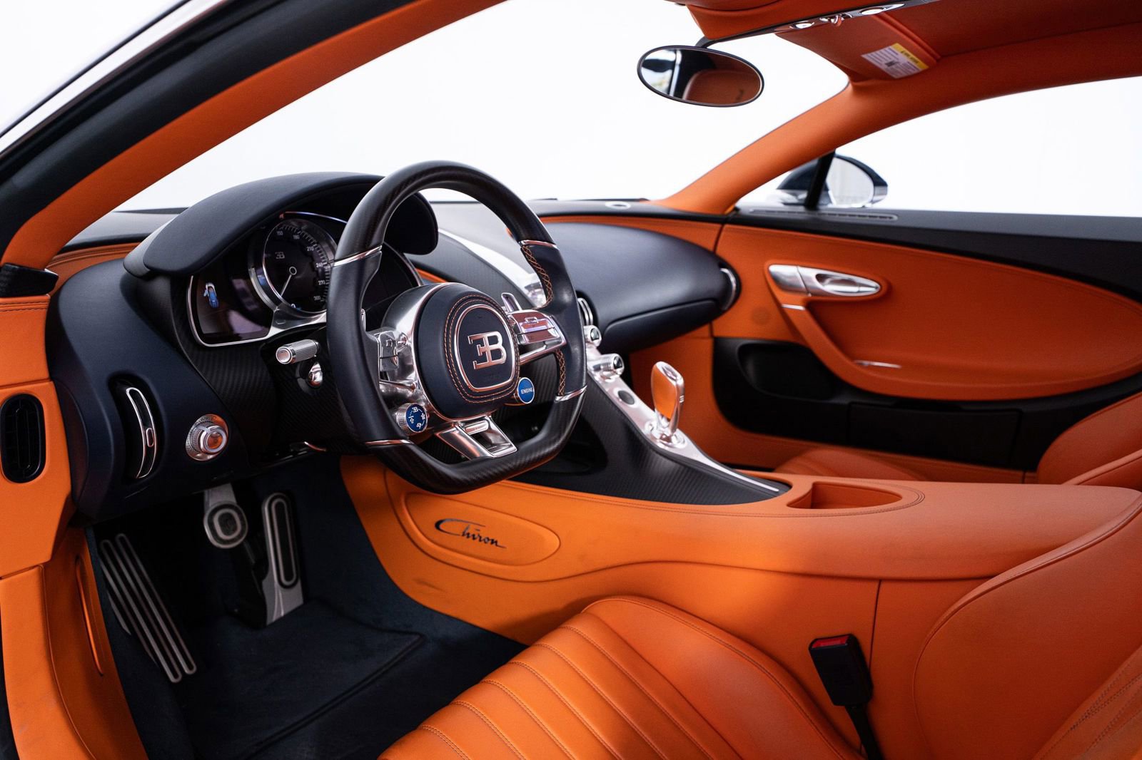 Used 2018 Bugatti Chiron image 41