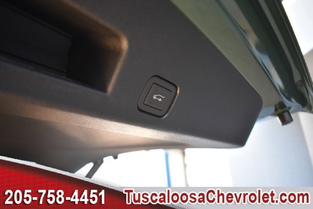 New 2027 Chevrolet Traverse LT w/ Driver Confidence Package FWD image 9