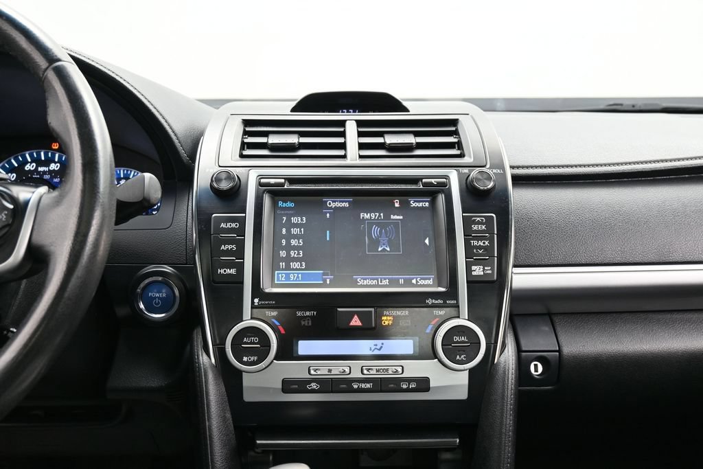 Used 2014 Toyota Camry SE w/ Moonroof Package FWD image 41