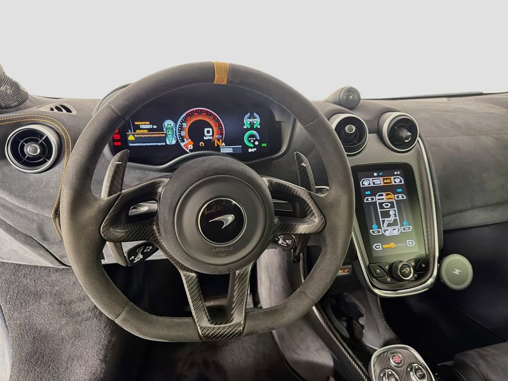 Used 2020 McLaren 600LT Spider RWD image 24