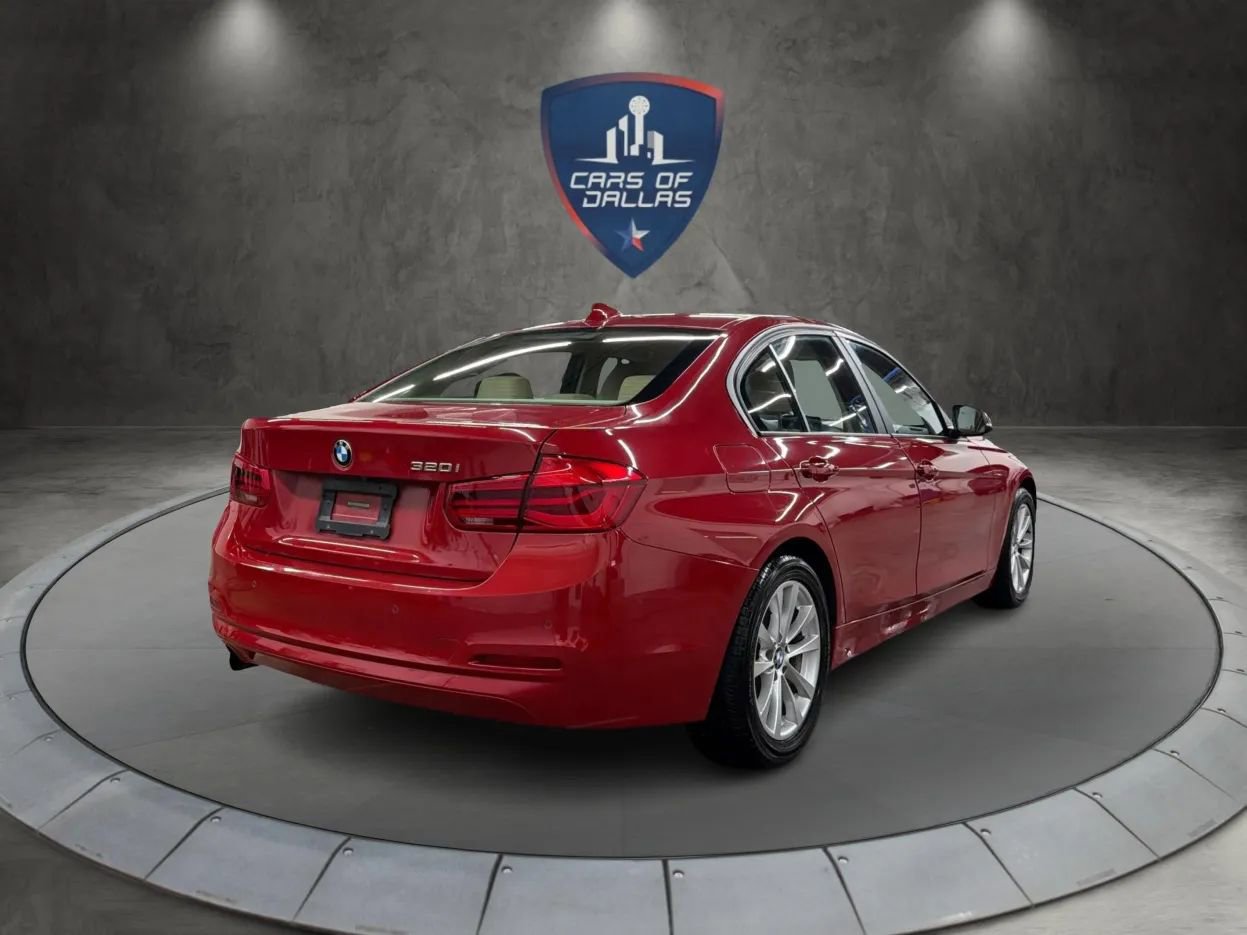 Used 2016 BMW 320i Sedan RWD image 5