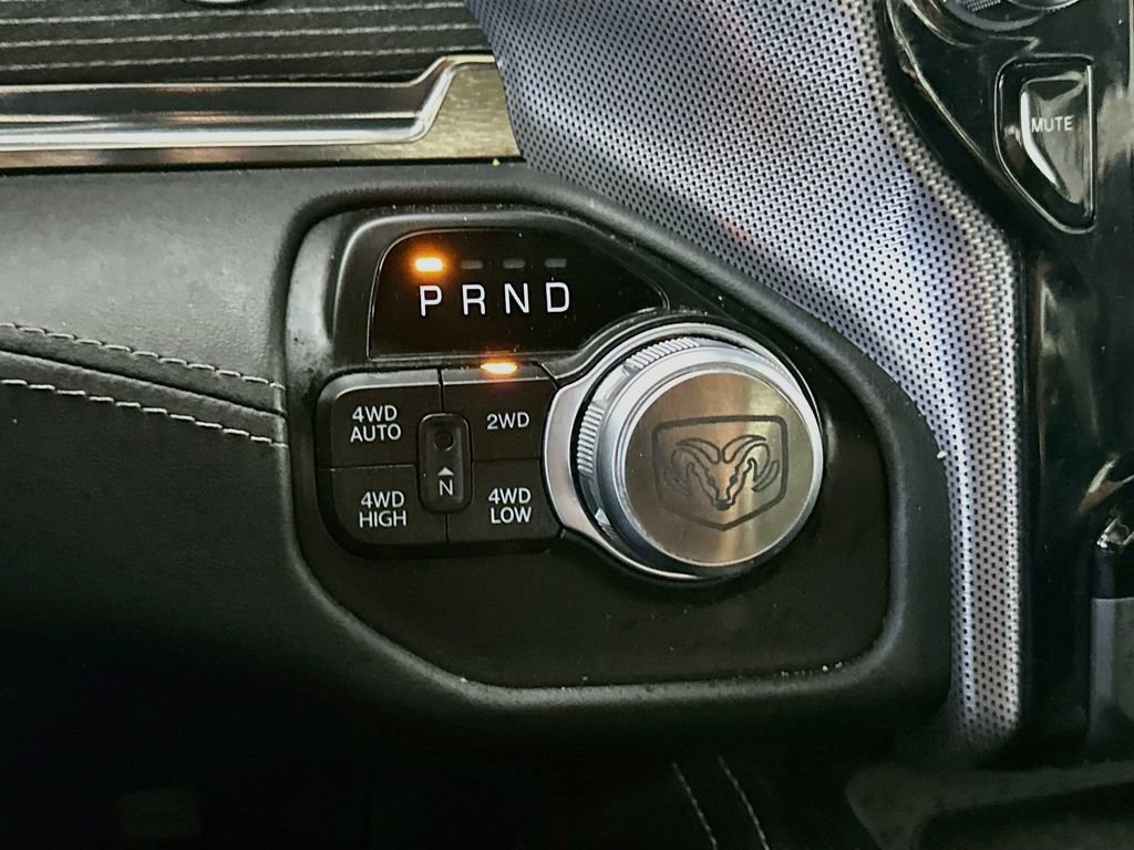 Used 2021 RAM 1500 Limited w/ Body Color Bumper Group AWD/4WD image 16