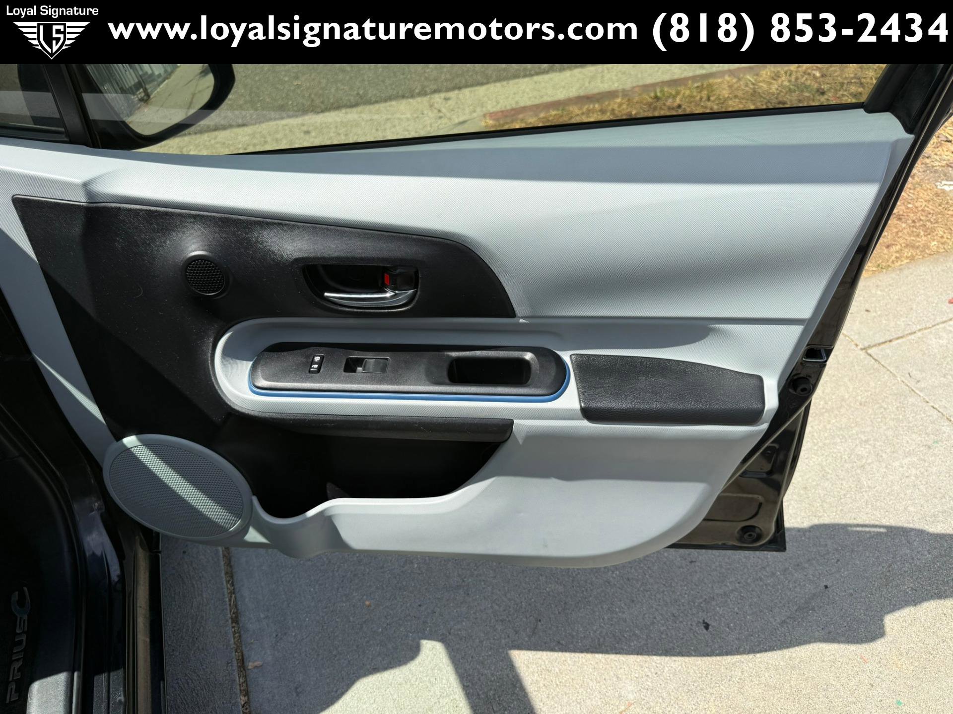 Used 2012 Toyota Prius C Two image 25