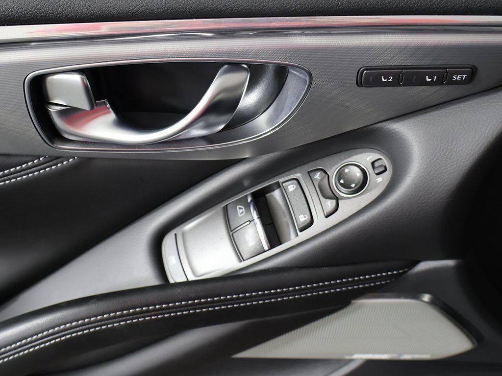 Used 2022 INFINITI Q60 3.0t Luxe w/ Essential Package image 31