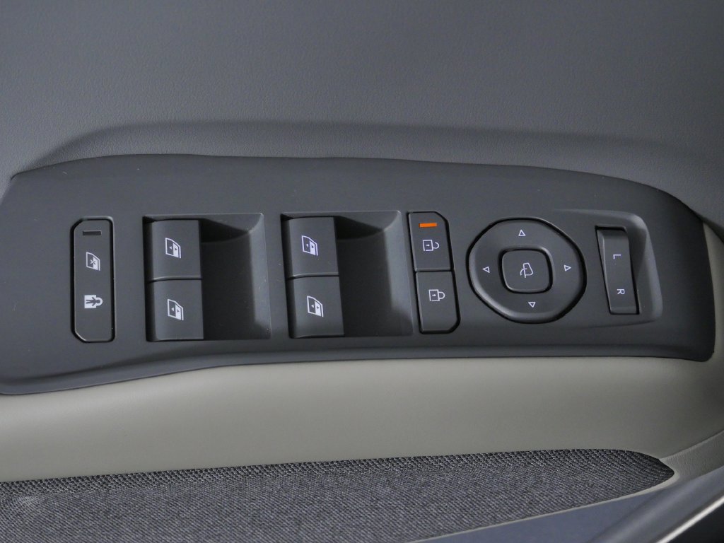 Used 2024 Kia EV9 Land AWD/4WD image 24