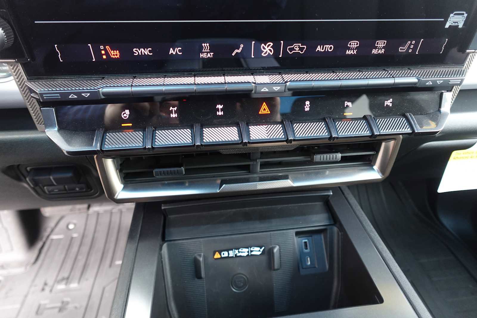 Used 2022 GMC Hummer EV Edition 1 w/ LPO, Illumination Package image 22