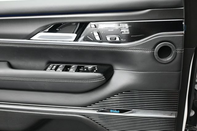 New 2026 Jeep Grand Wagoneer L Summit AWD/4WD image 13