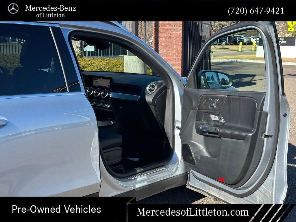 Certified 2025 Mercedes-Benz GLB 250 4MATIC image 30