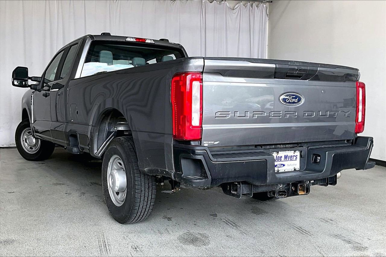 Used 2025 Ford F250 XL RWD image 5