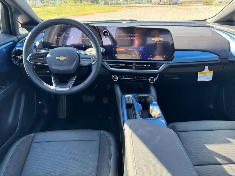 New 2026 Chevrolet Equinox EV LT FWD image 6