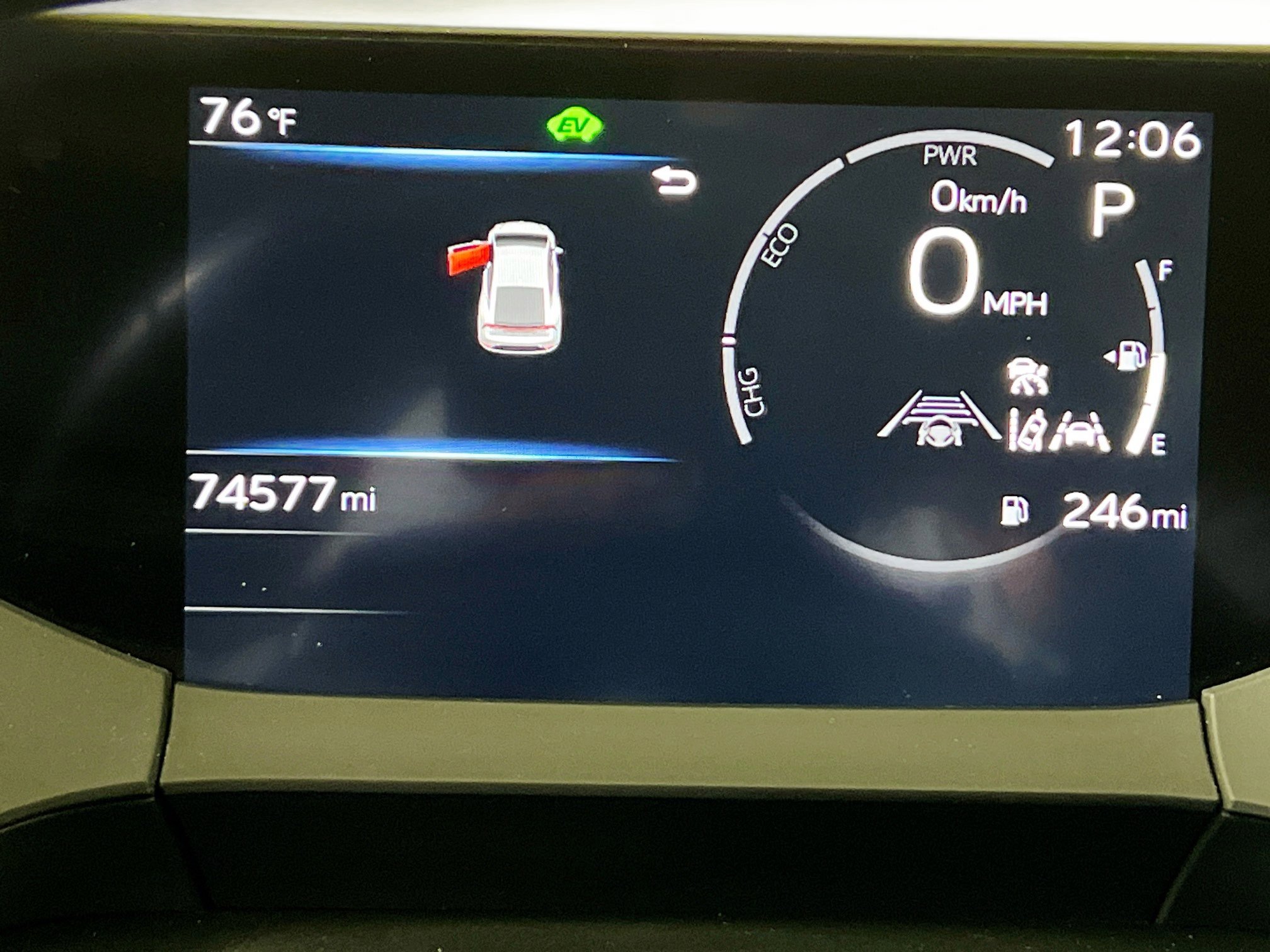 Used 2023 Toyota Prius LE FWD image 22