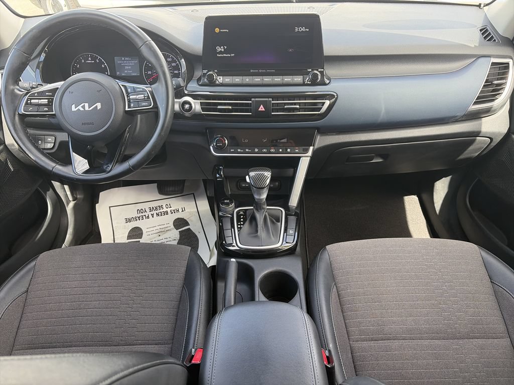 Used 2022 Kia Seltos S FWD image 14