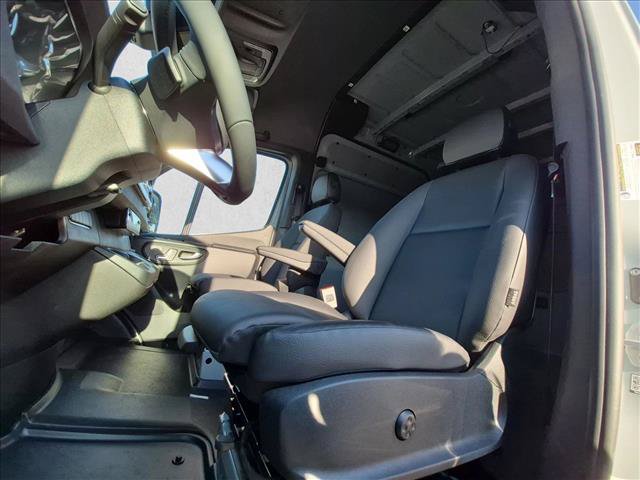 New 2026 Mercedes-Benz Sprinter 2500 image 4