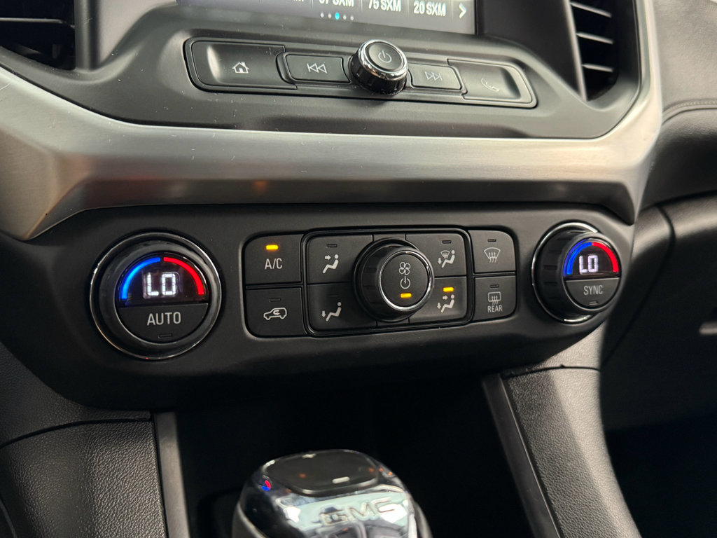 Used 2017 GMC Acadia SLE image 22