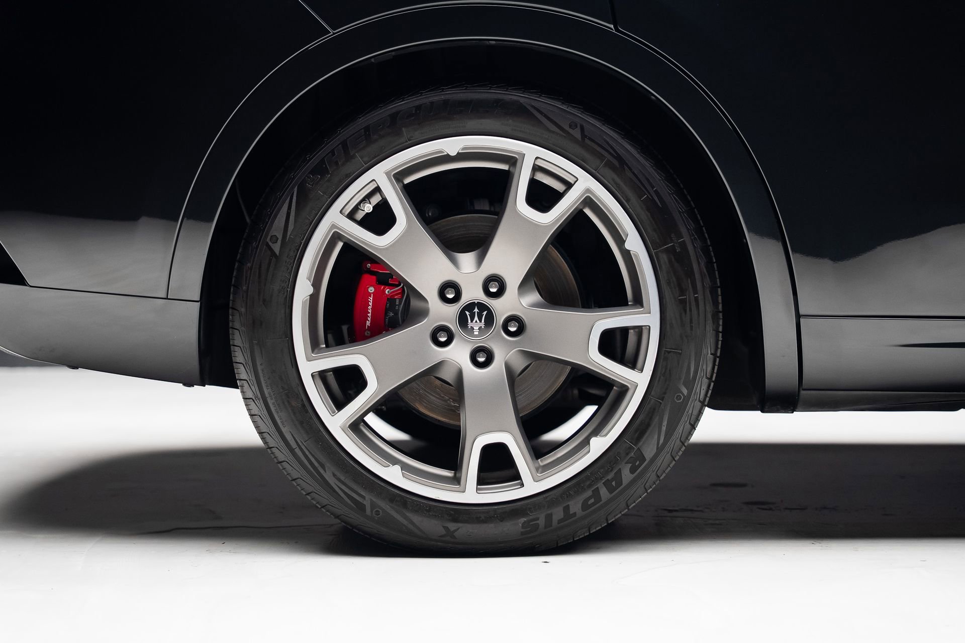 Used 2022 Maserati Levante GT AWD/4WD image 40
