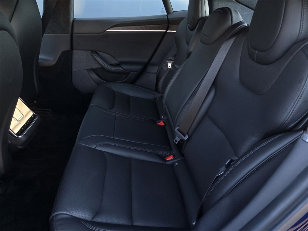 Used 2023 Tesla Model S image 12