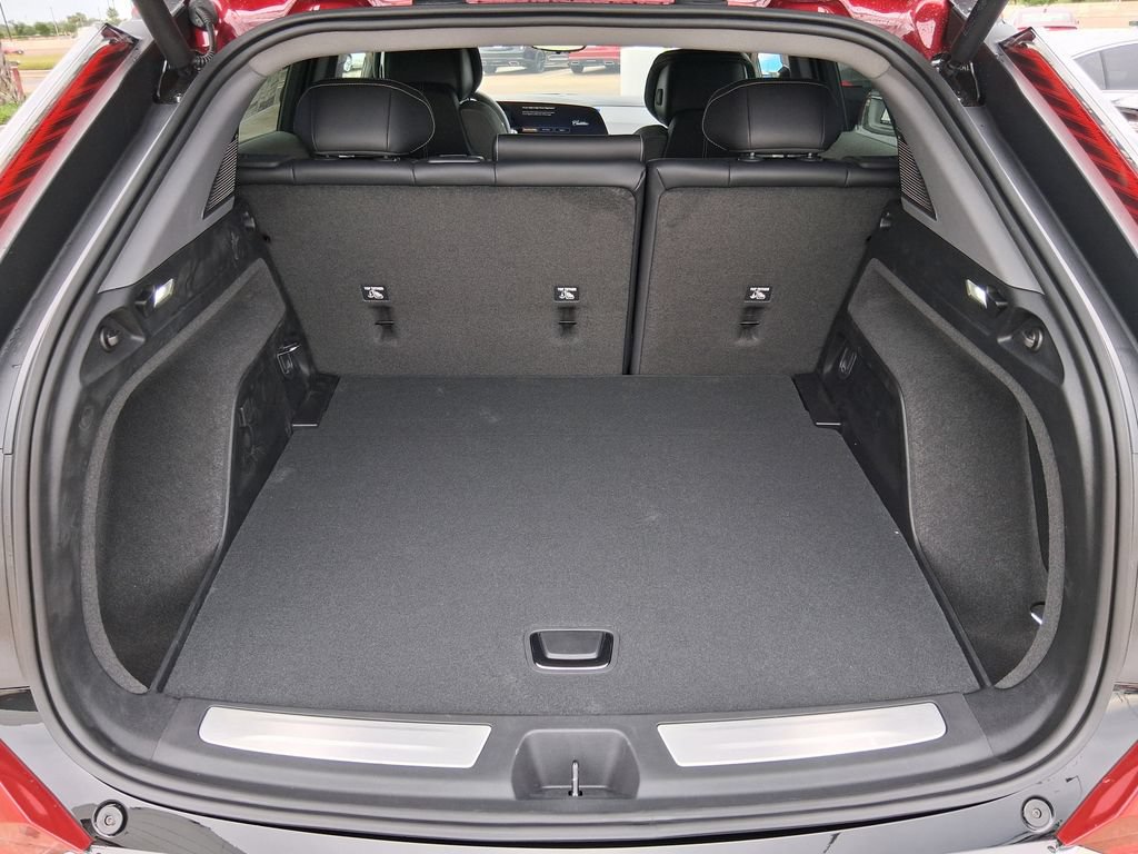 New 2026 Cadillac Optiq Luxury 1 RWD image 6