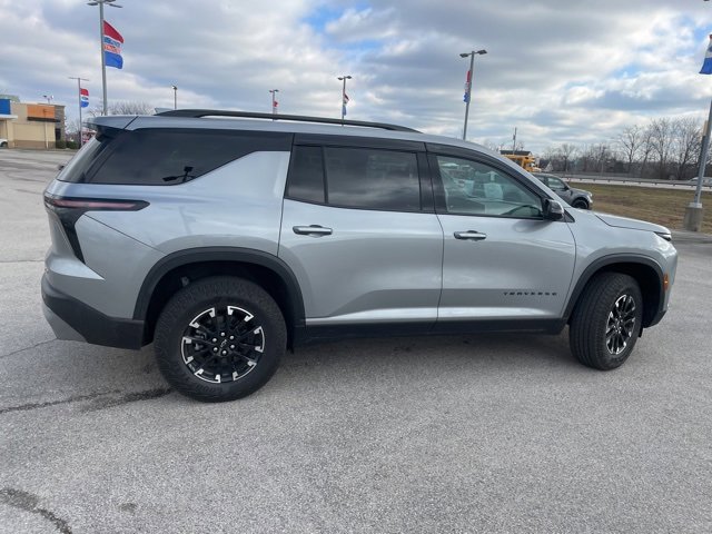 Used 2025 Chevrolet Traverse Z71 w/ Driver Confidence Package image 15