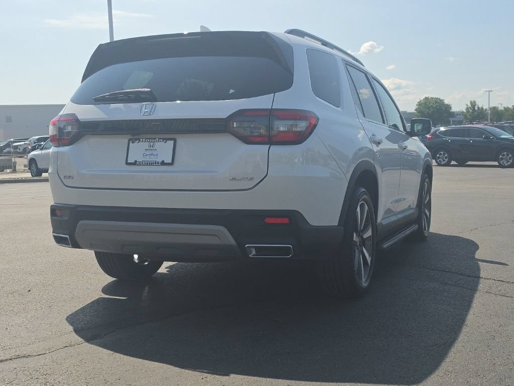 Certified 2023 Honda Pilot Elite image 9