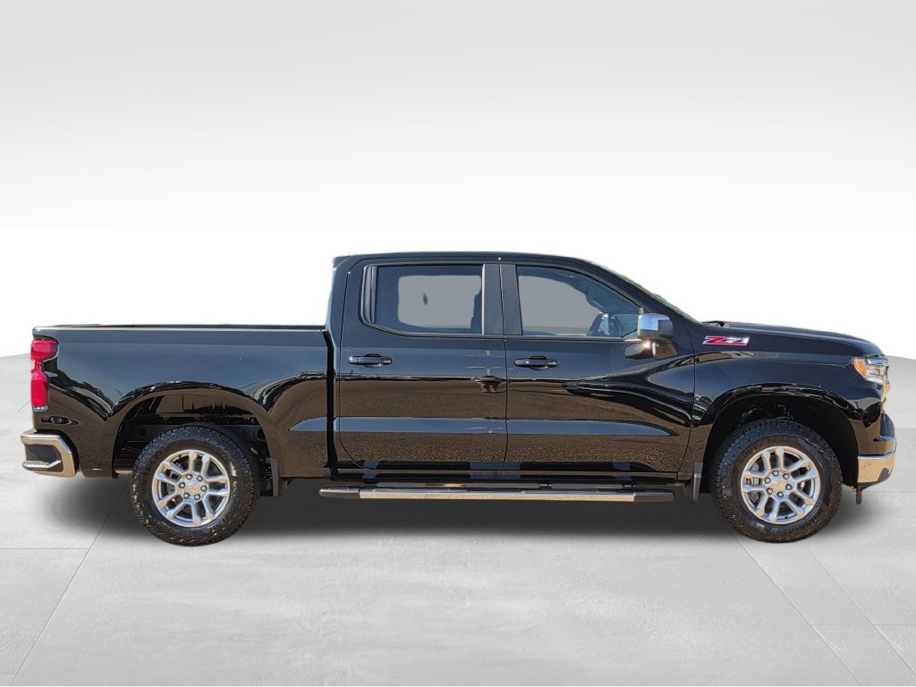 New 2026 Chevrolet Silverado 1500 LT w/ Z71 Off-Road Package AWD/4WD image 5