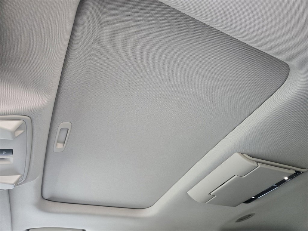 Used 2019 GMC Yukon Denali w/ Denali Ultimate Package image 28