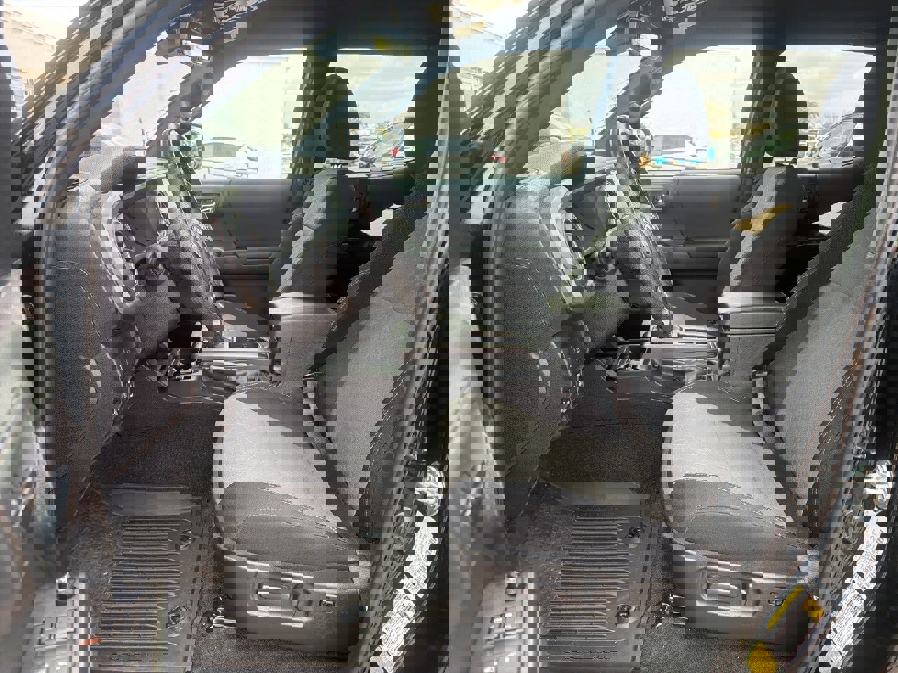 Used 2023 Toyota Tacoma TRD Off-Road w/ Advanced Technology Package image 8