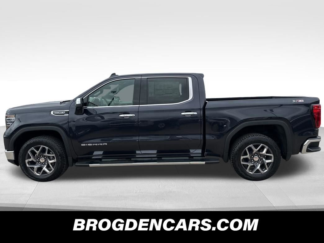Used 2024 GMC Sierra 1500 SLT w/ SLT Premium Package AWD/4WD image 6