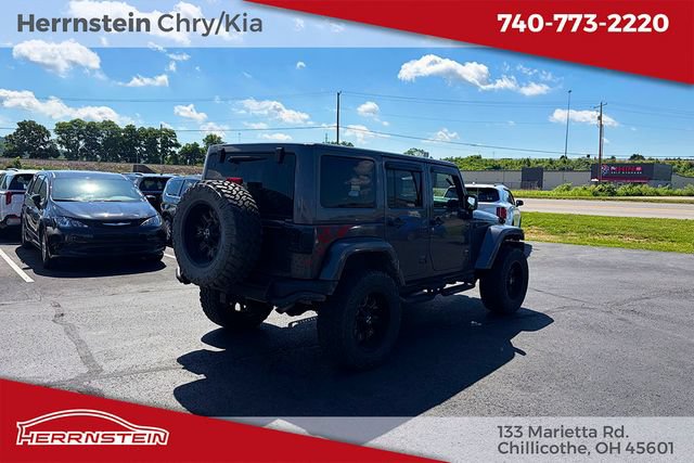 Used 2016 Jeep Wrangler Unlimited Sahara AWD/4WD image 18